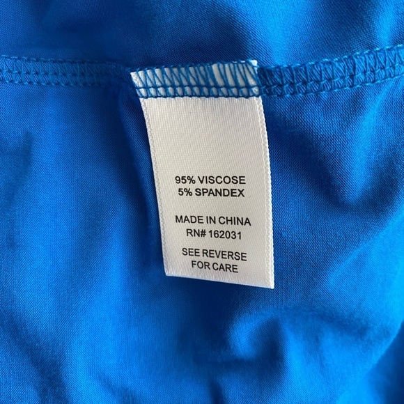 NWT Tint & Shadow Blue Short Sleeve Top Size 1X - Picture 6 of 6